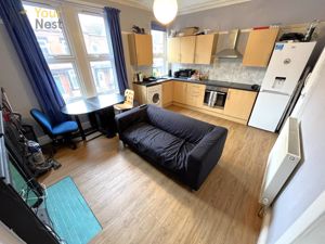 Photo 6- click for photo gallery